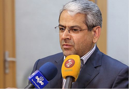 انتقاد معاون طیب نیا از بند اضافه شده به قانون مالیات بر ارزش افزوده